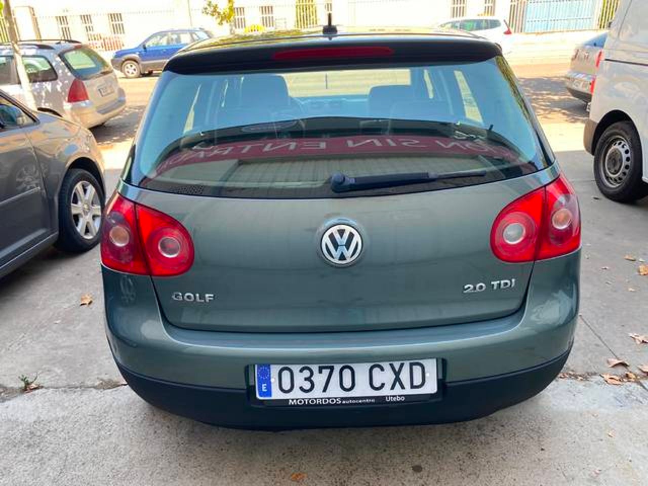 VOLKSWAGEN Golf