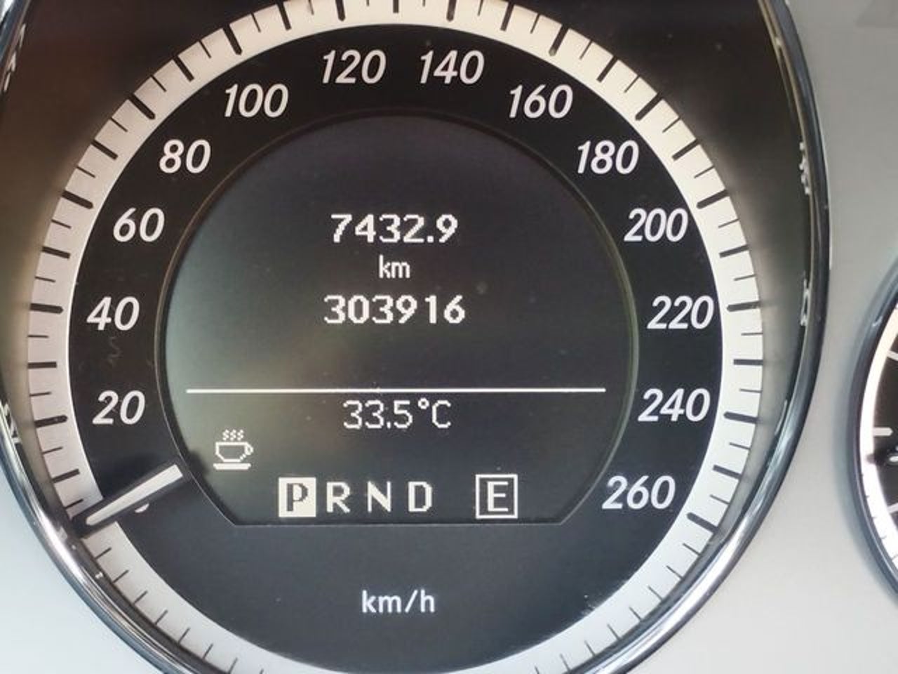 MERCEDES-BENZ Clase E