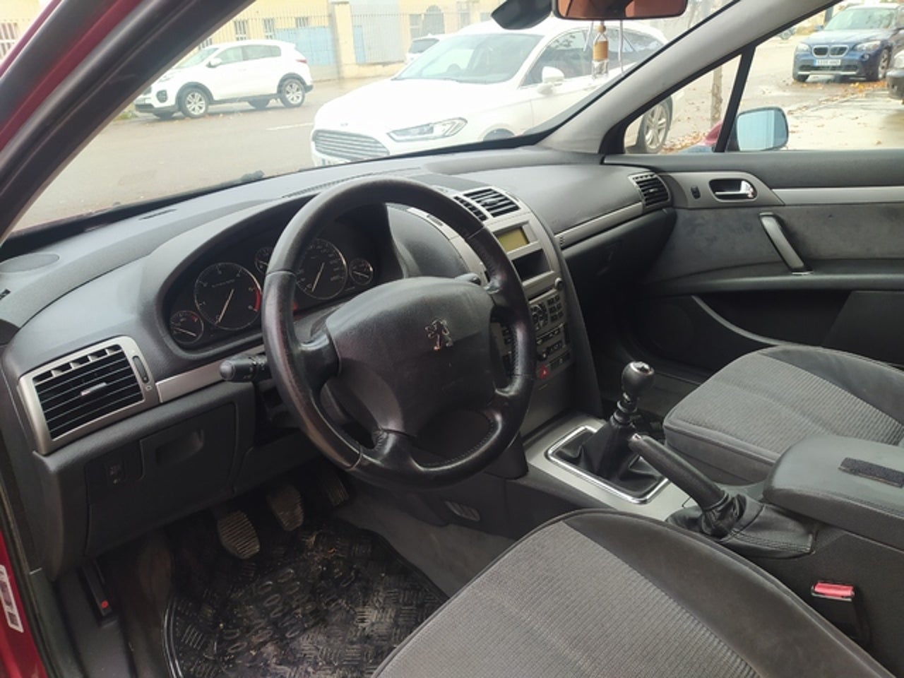 PEUGEOT 407