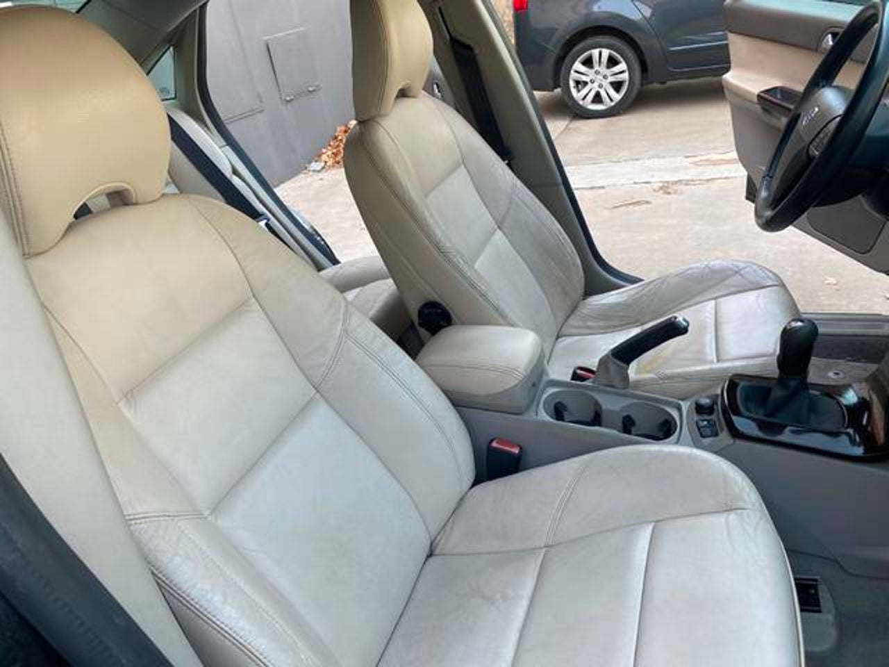 VOLVO S40