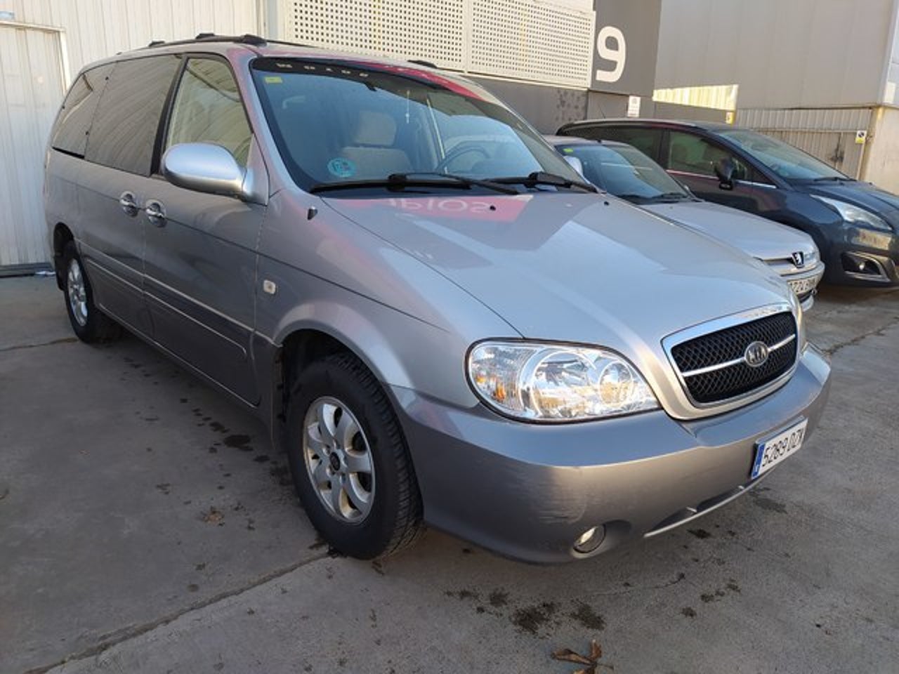 KIA Carnival