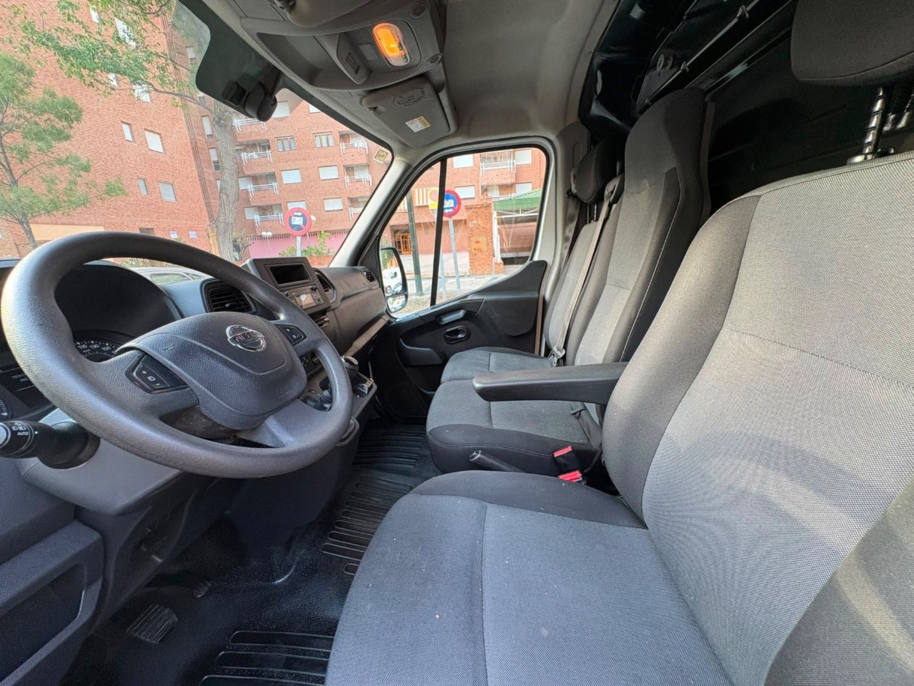NISSAN NV400 l2h2 3.5 2.3 dci
