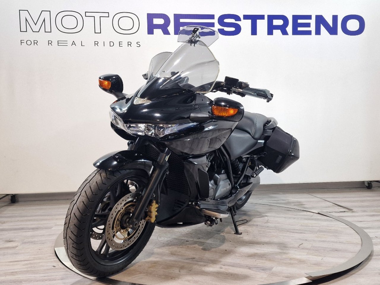 Ver moto HONDA DN 01