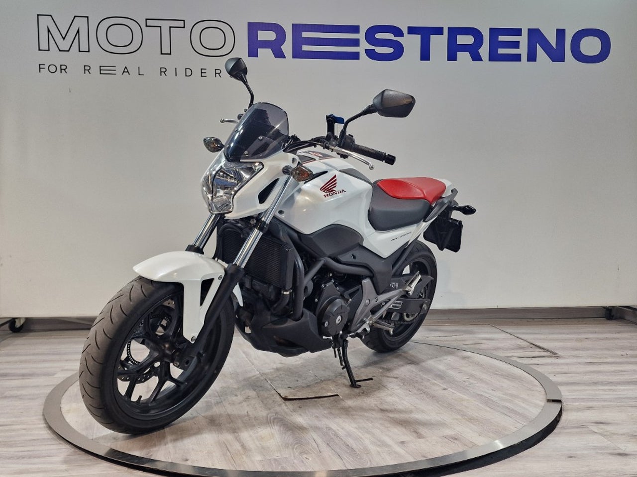 Ver moto HONDA NC 750 SABS