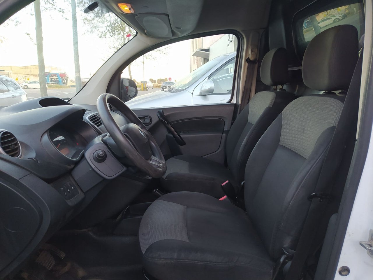 RENAULT Kangoo Furgon