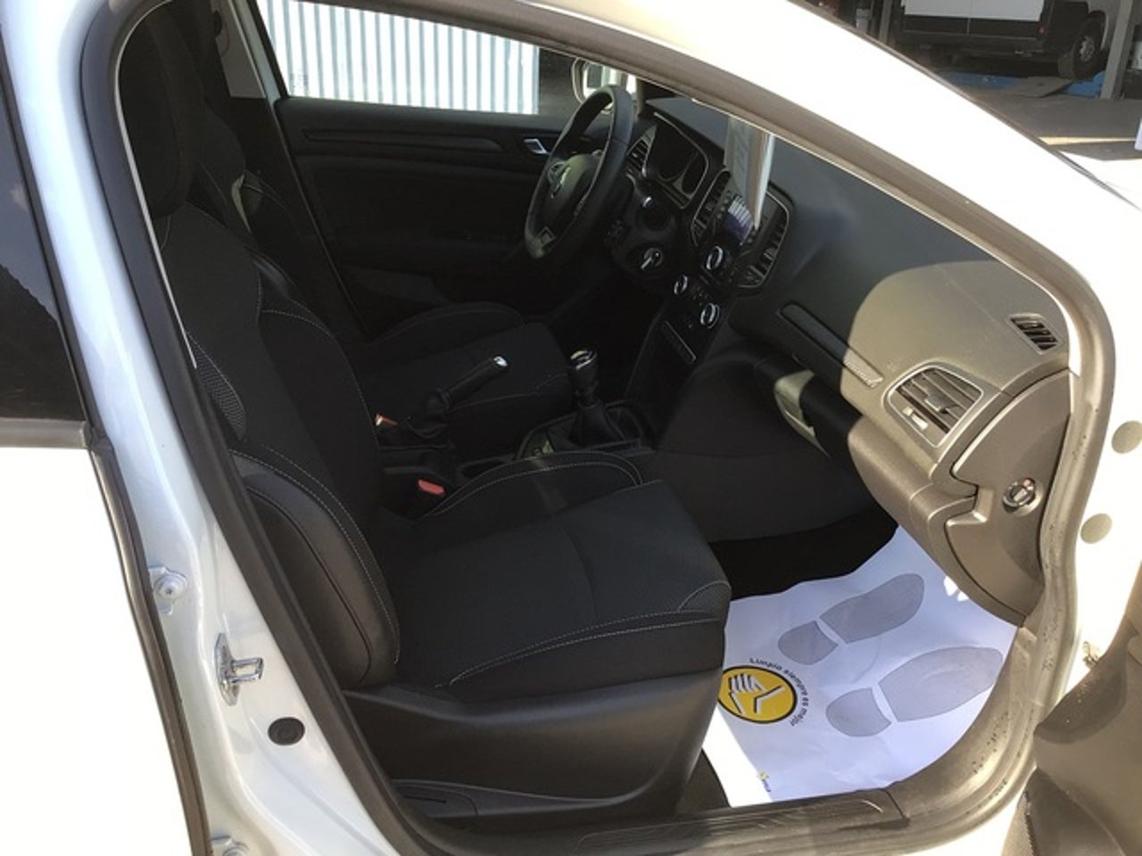 RENAULT Megane