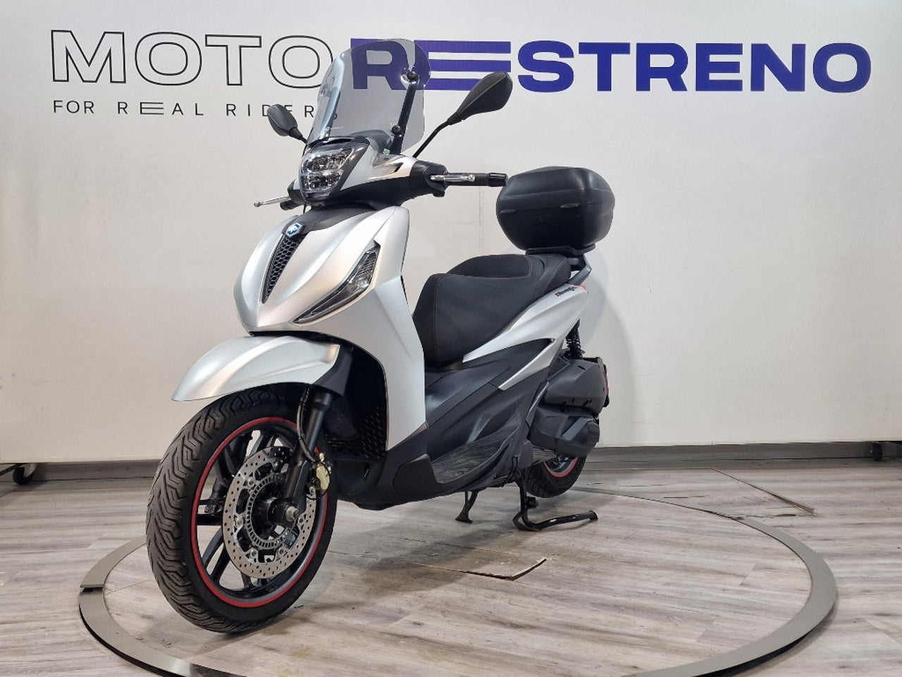 Ver moto PIAGGIO BEVERLY300 HPE