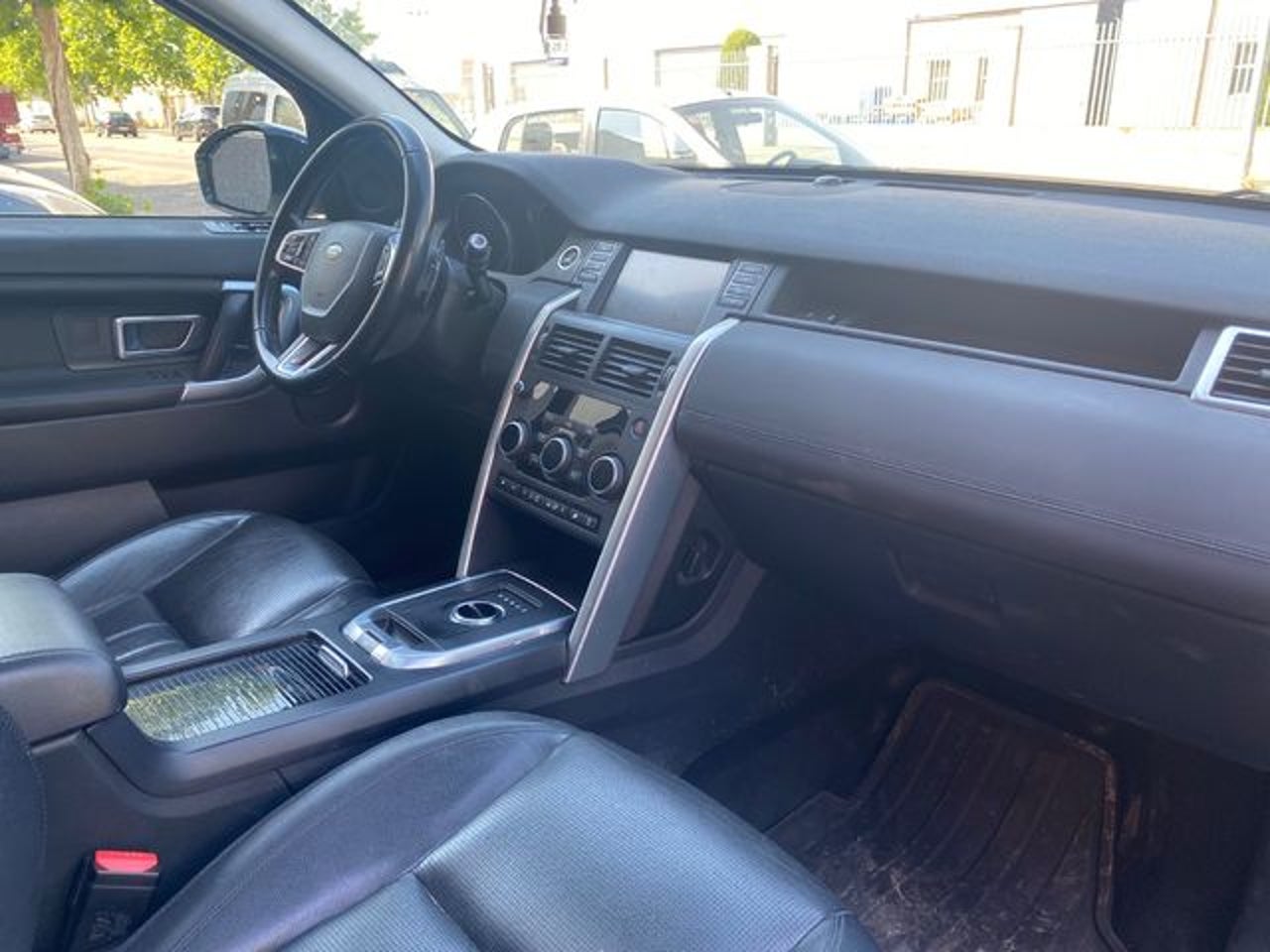 LAND-ROVER Discovery Sport