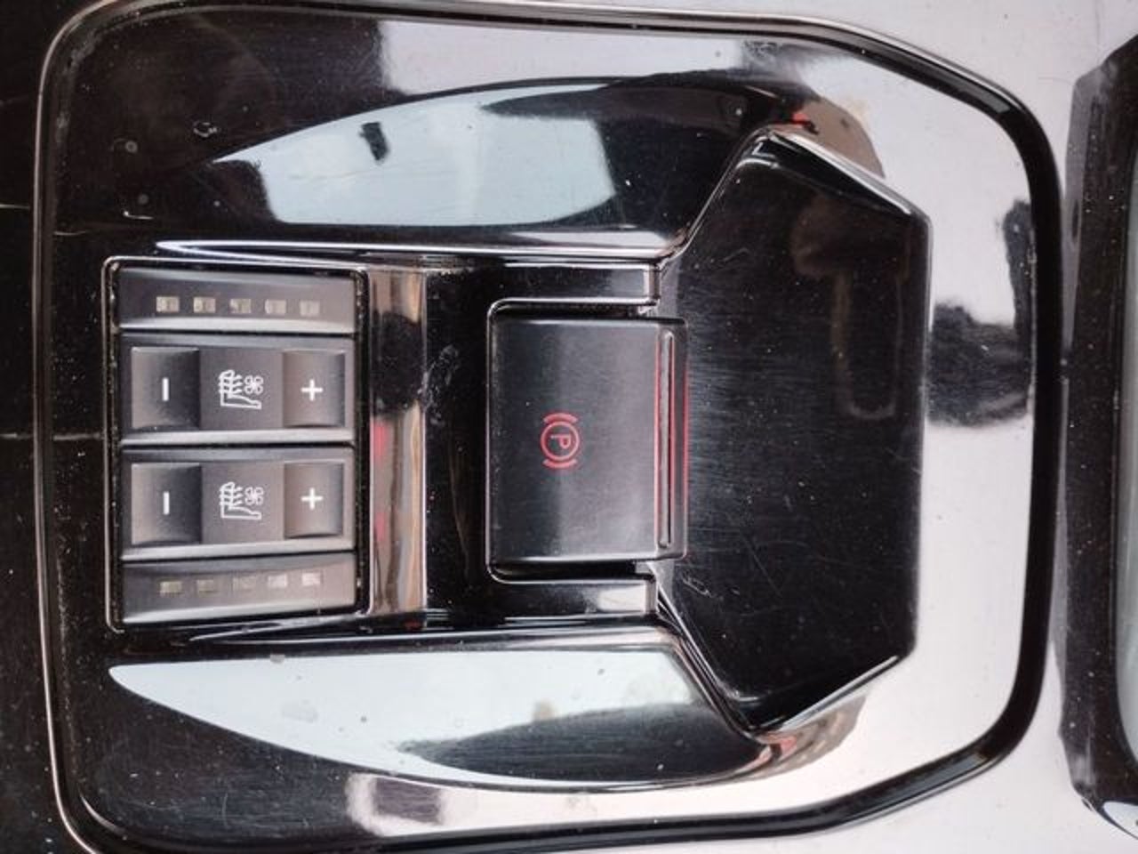FORD SMAX