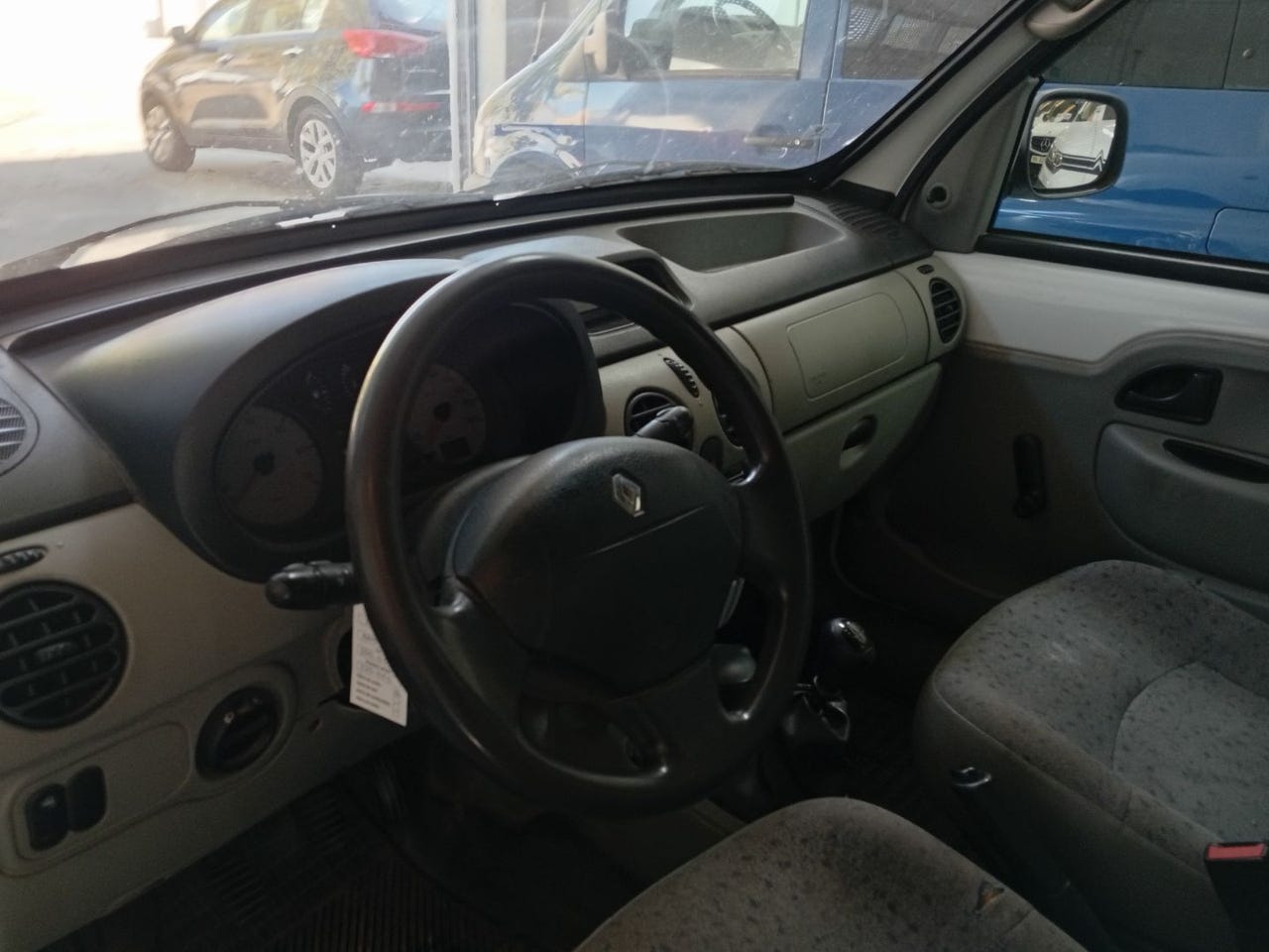 RENAULT Kangoo