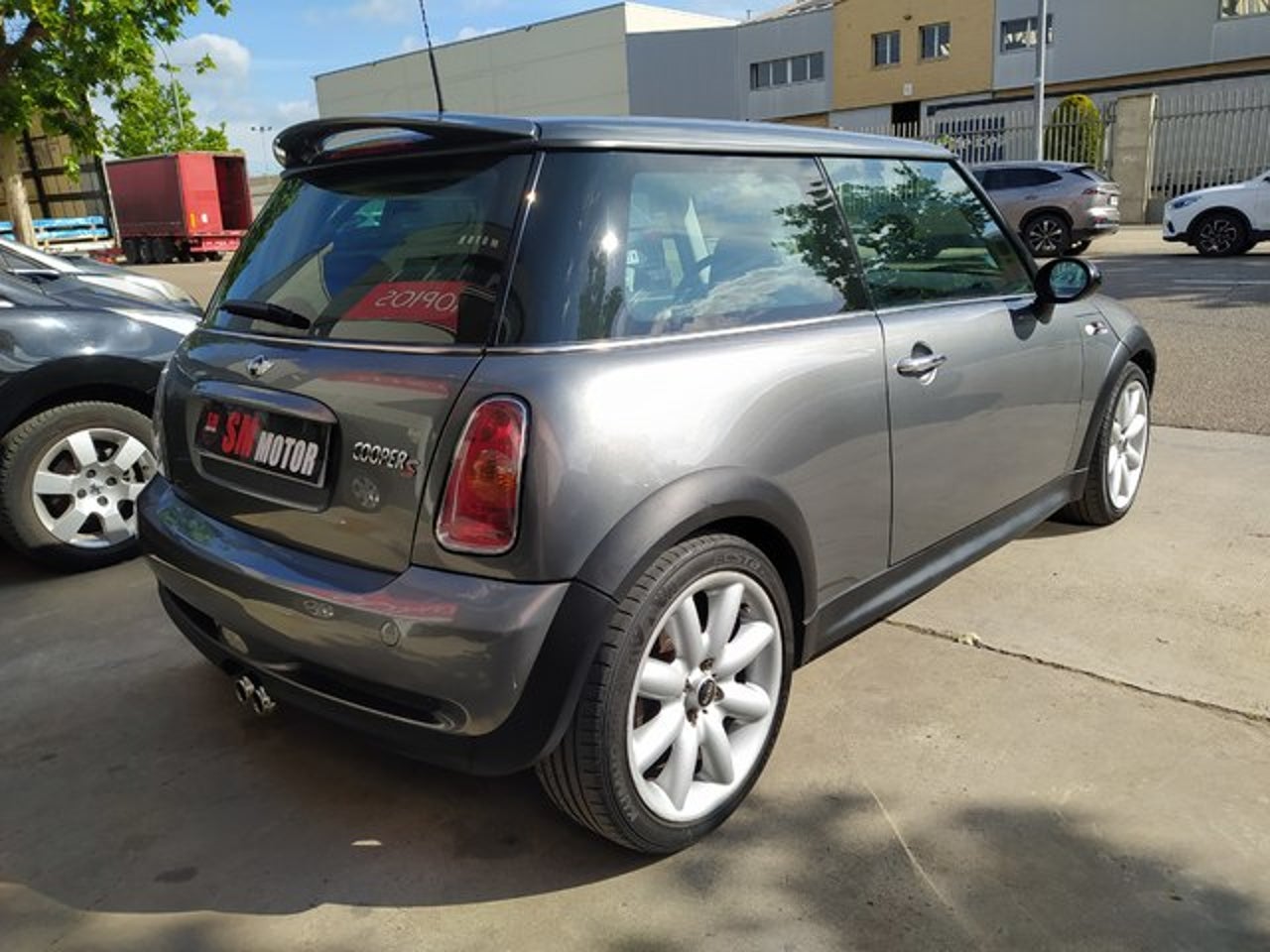 MINI MINI