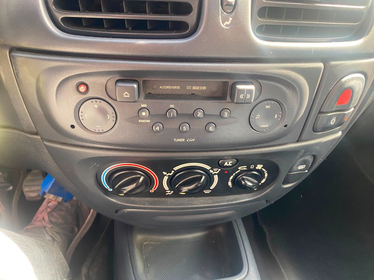 RENAULT Megane