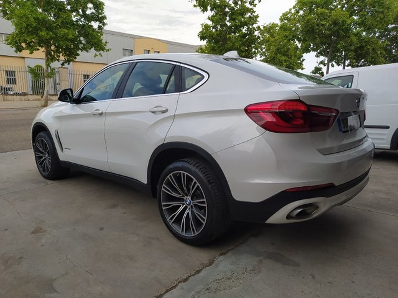 BMW X6