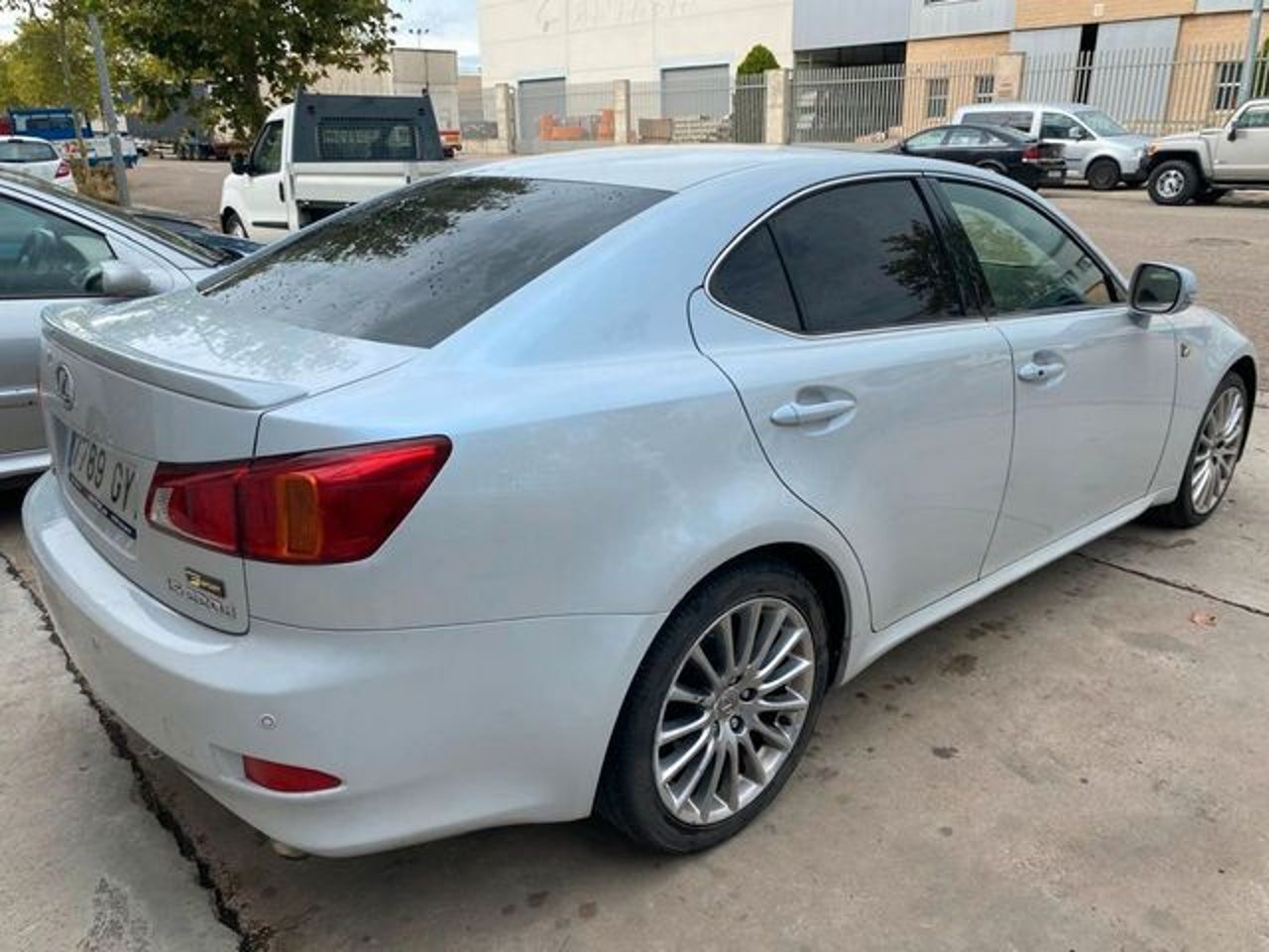 LEXUS IS