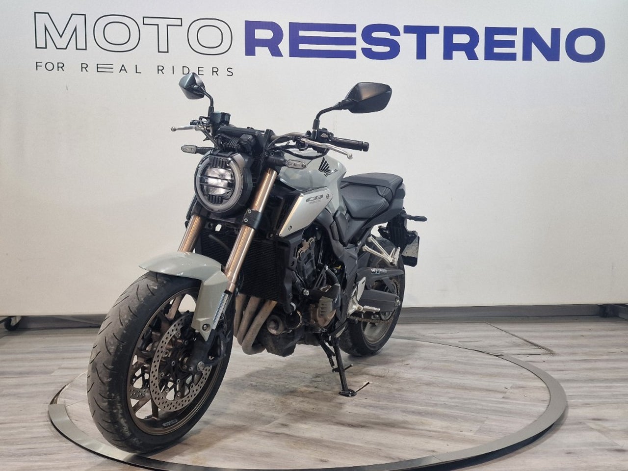 Ver moto HONDA CB 650 RVersión 2021 - 2023