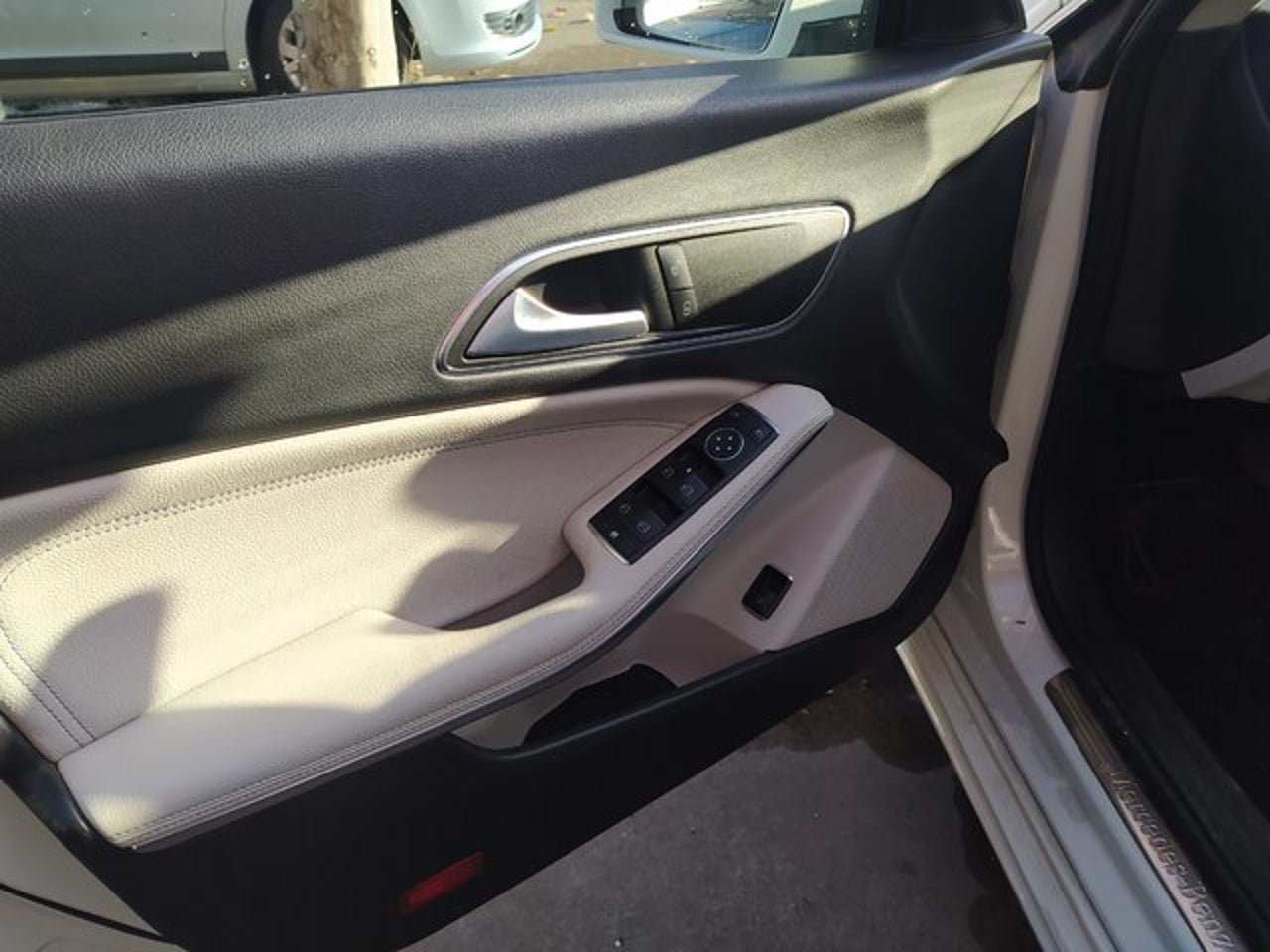 MERCEDES-BENZ Clase CLA