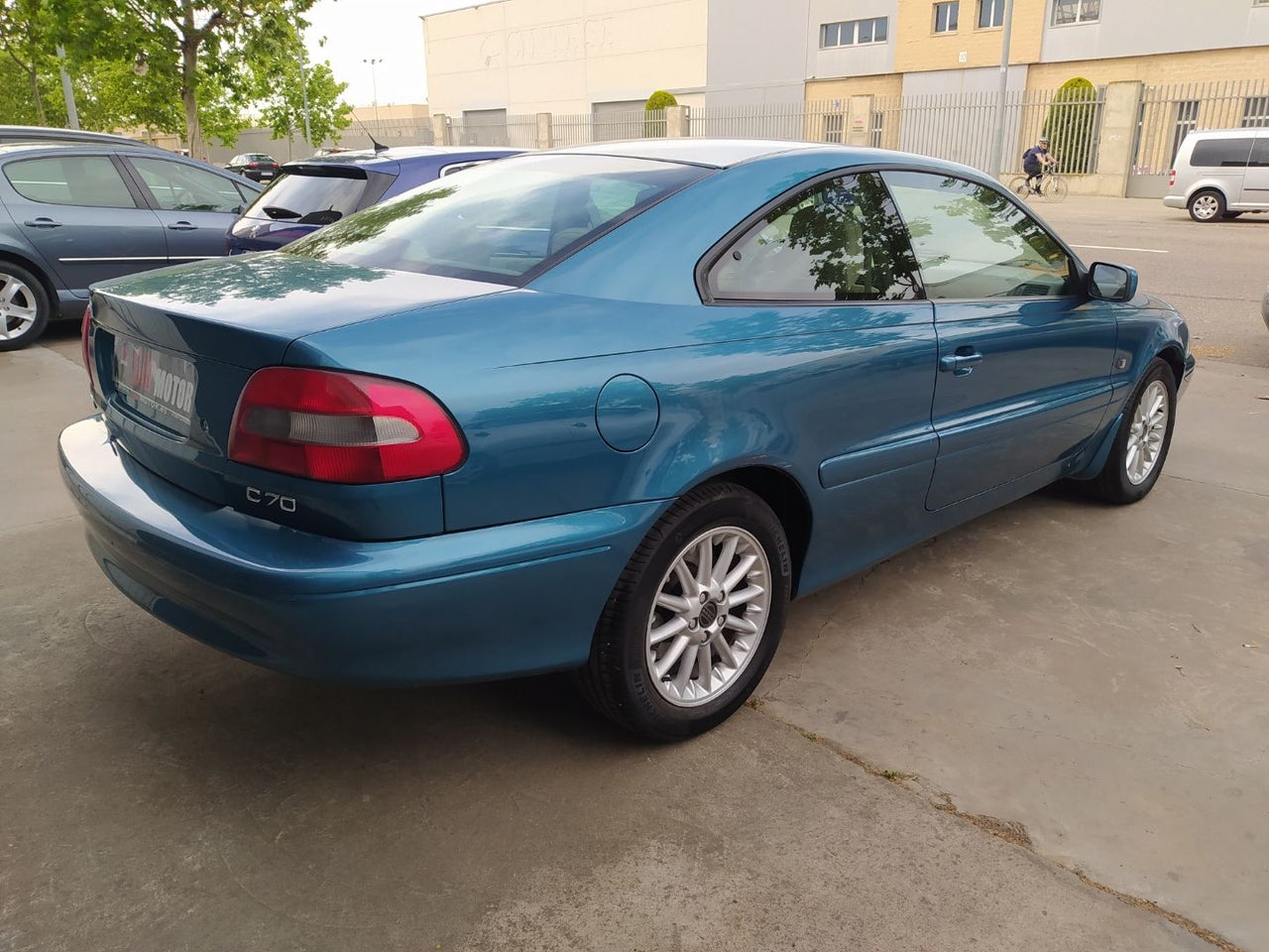 VOLVO C70
