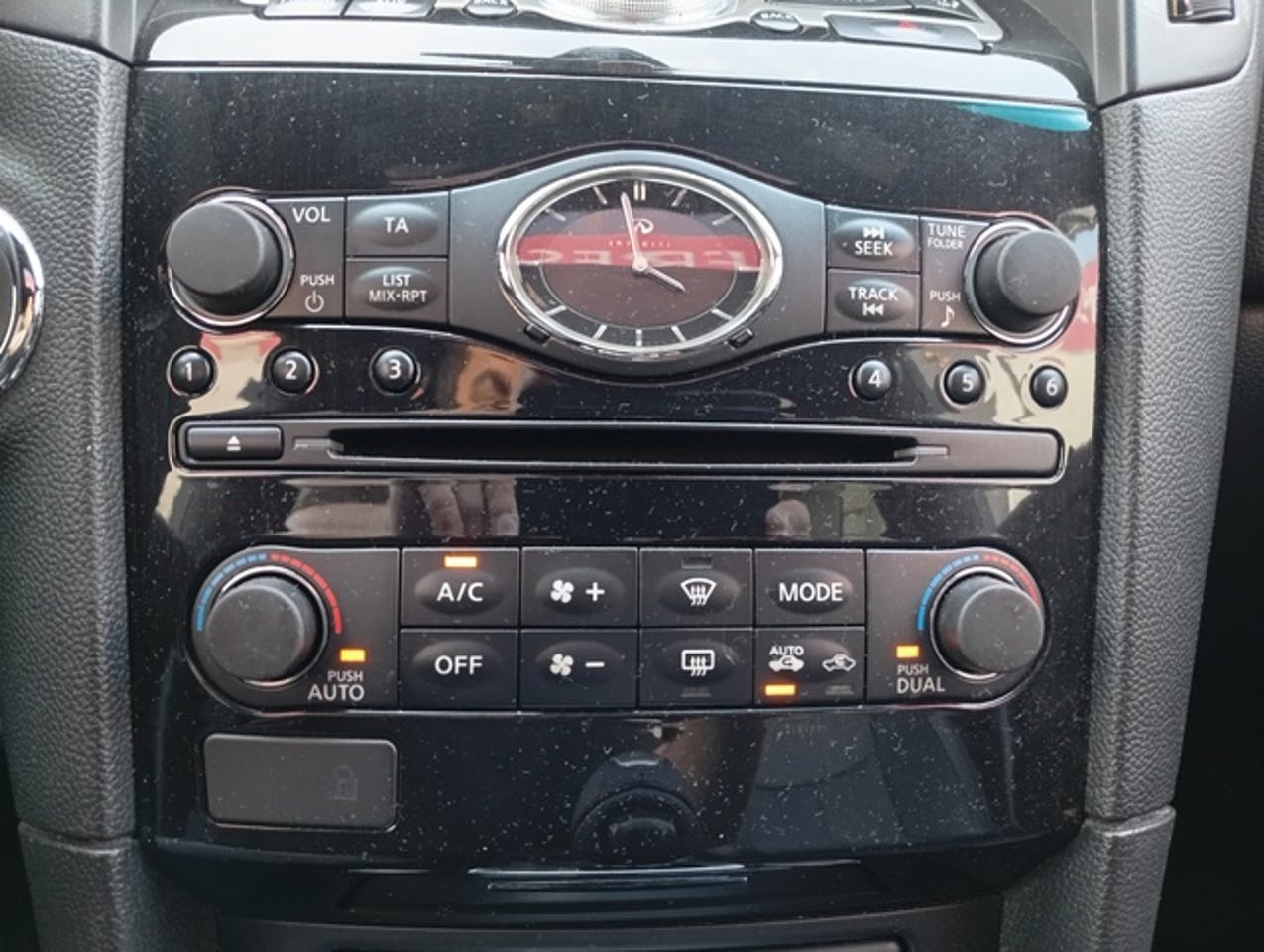 INFINITI FX