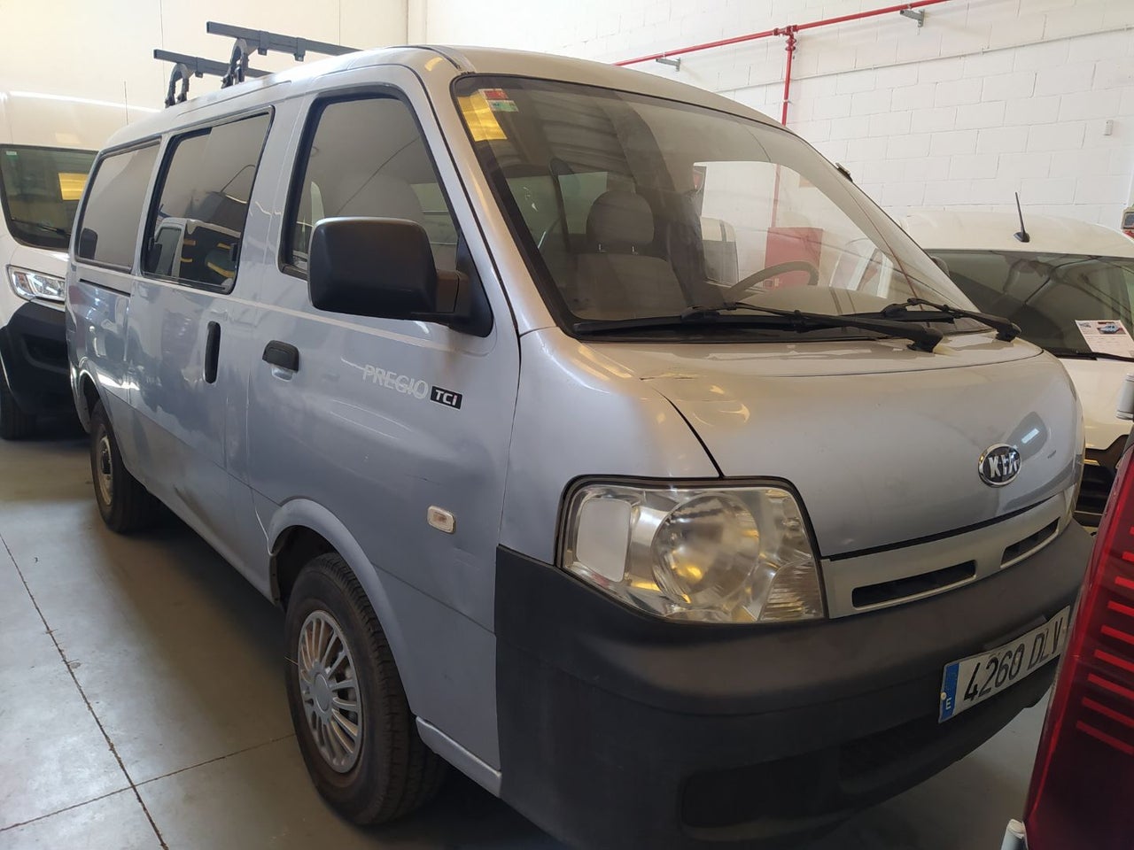 KIA Pregio