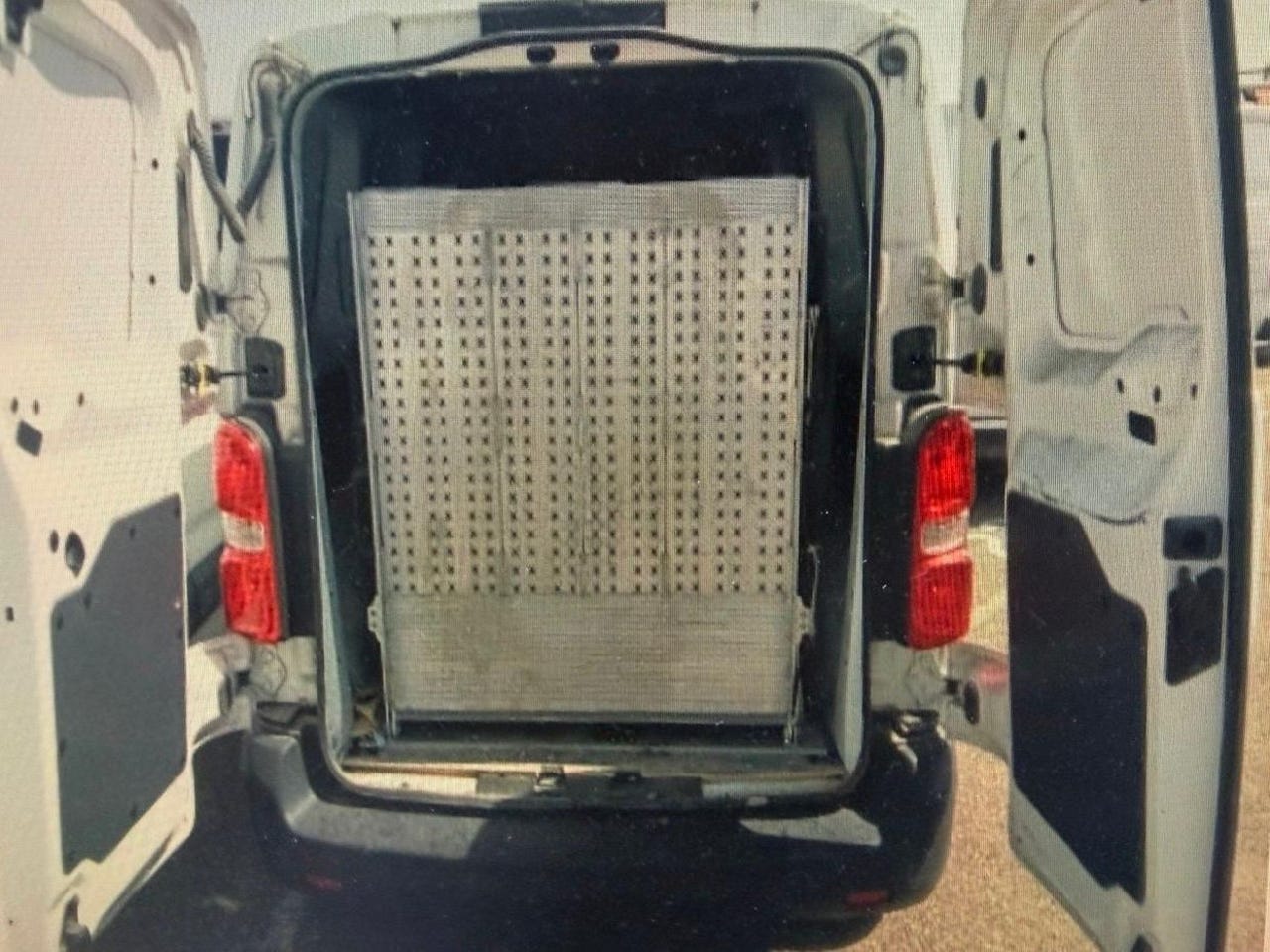PEUGEOT Expert