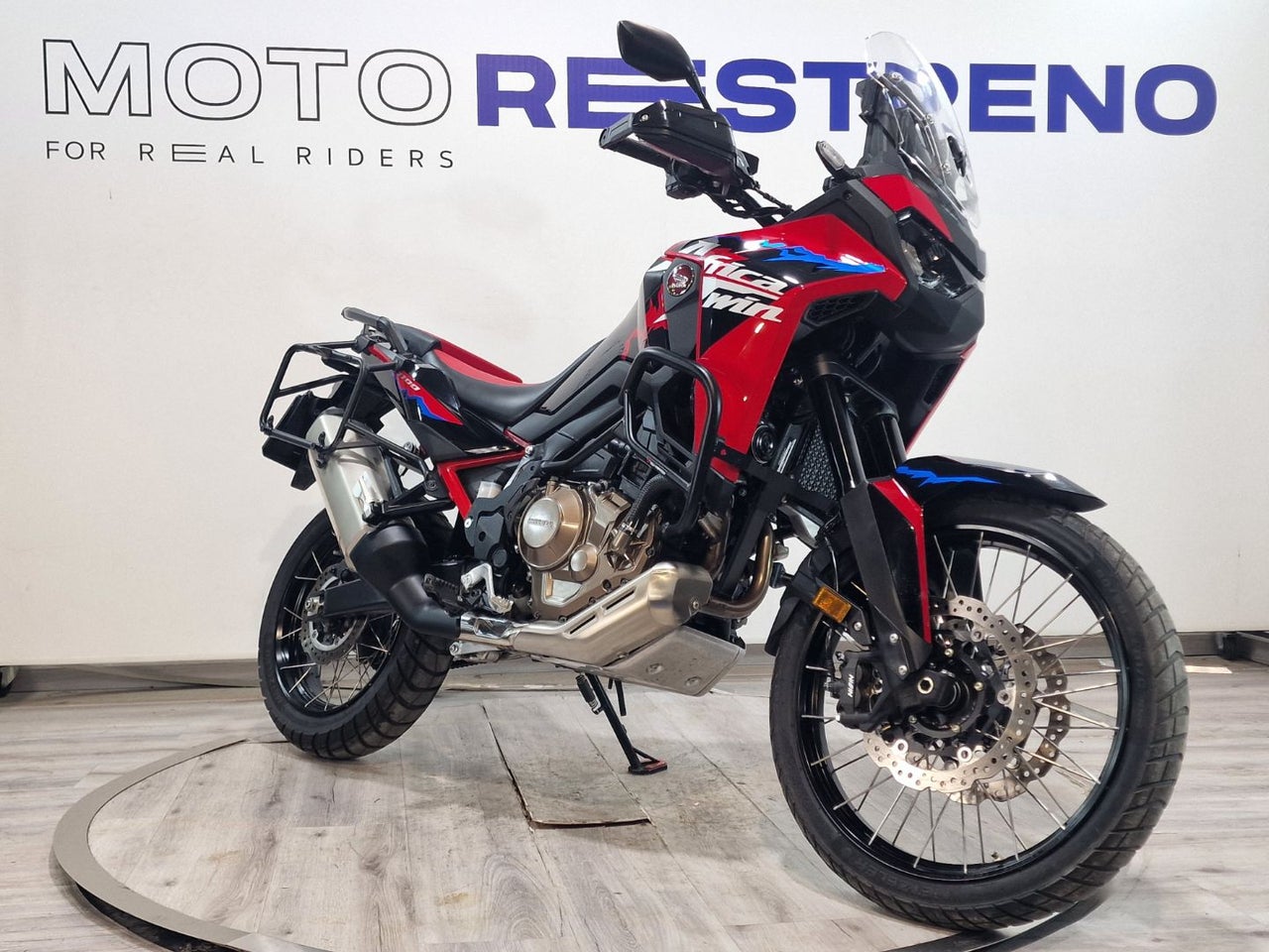 Ver moto HONDA CRF1100L AFRICA TWINVersión 2024