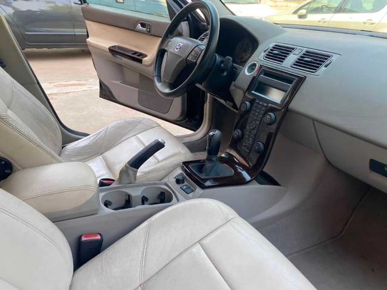 VOLVO S40