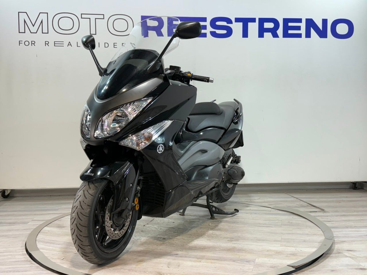 Ver moto YAMAHA T-MAX 500 ABS