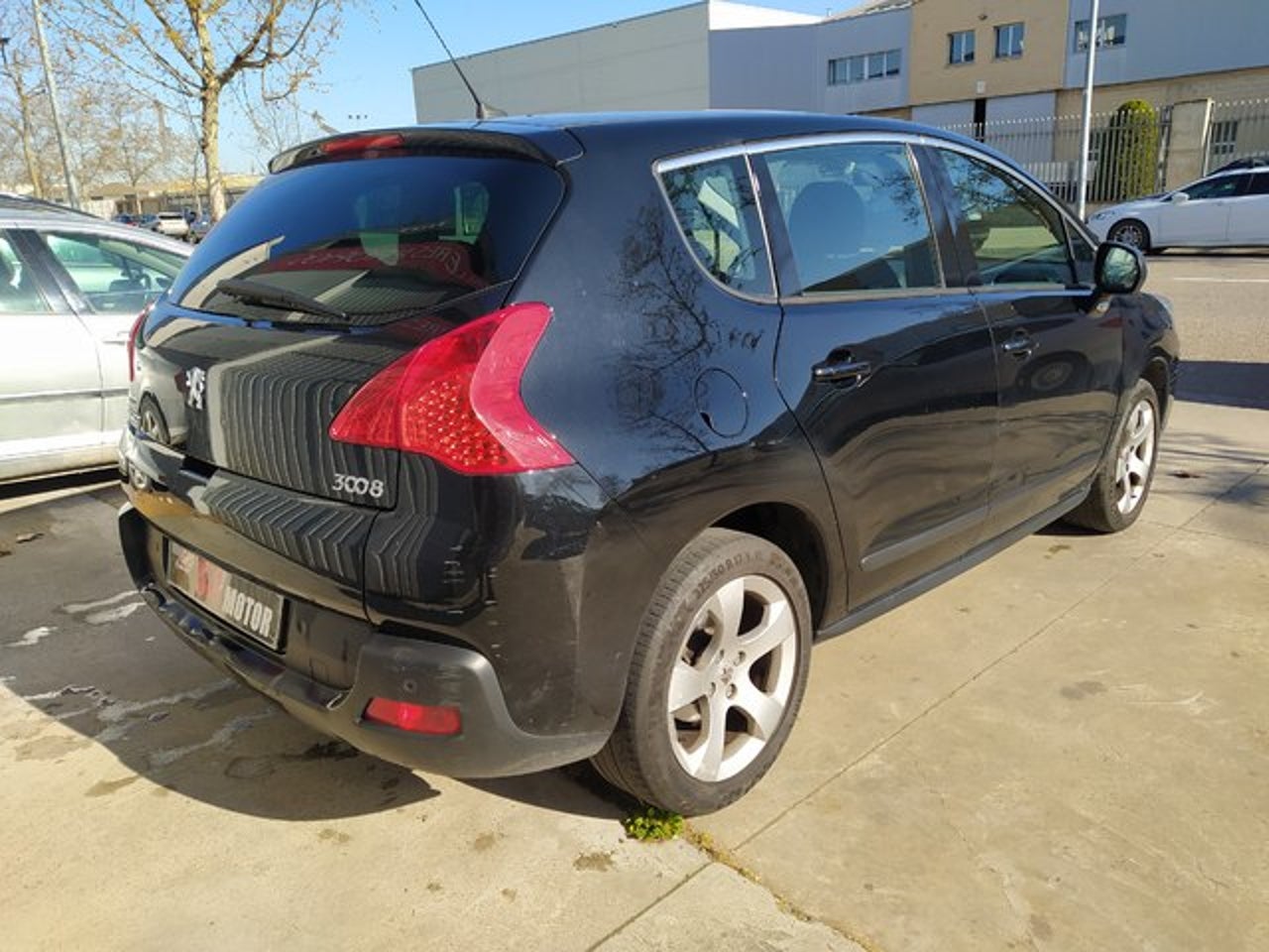 PEUGEOT 3008