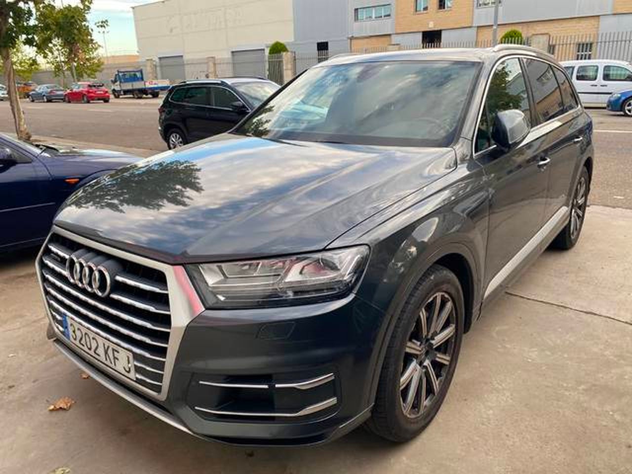 AUDI Q7