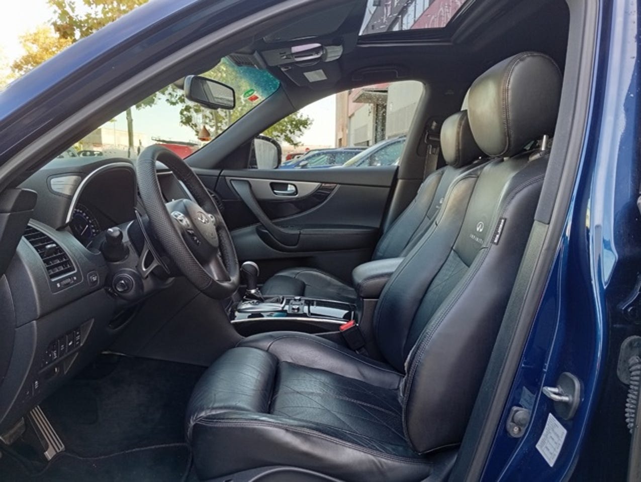 INFINITI FX