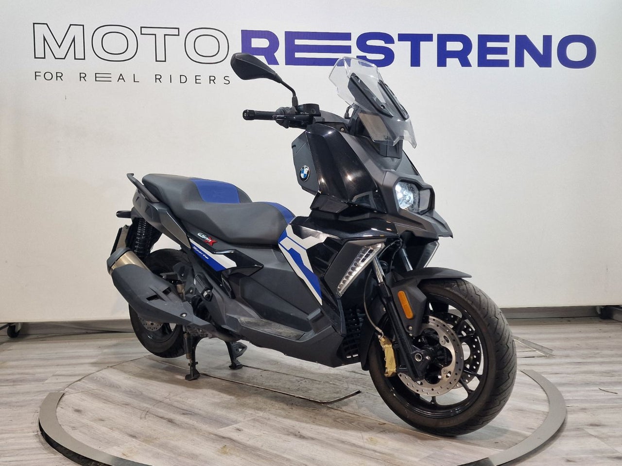 Ver moto BMW C 400 XVersión 2021