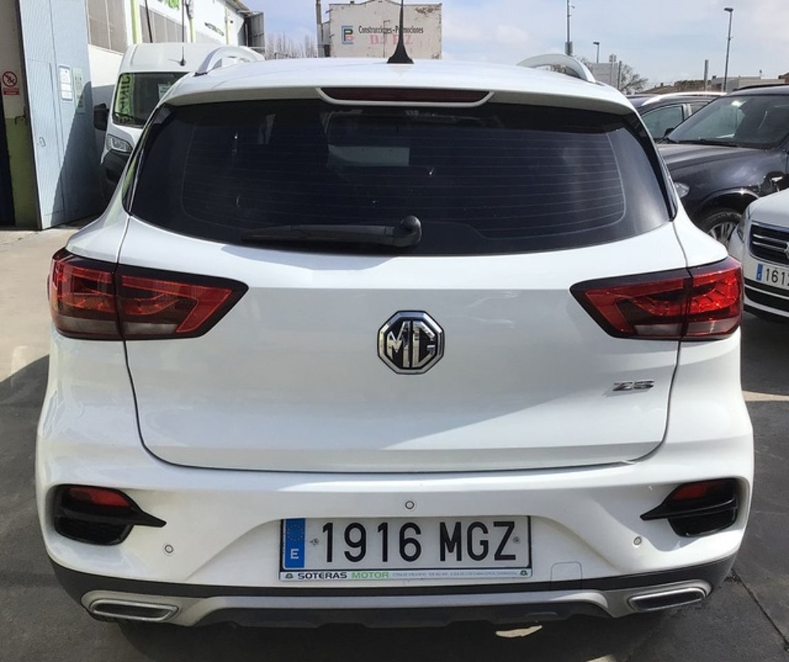 MG ZS