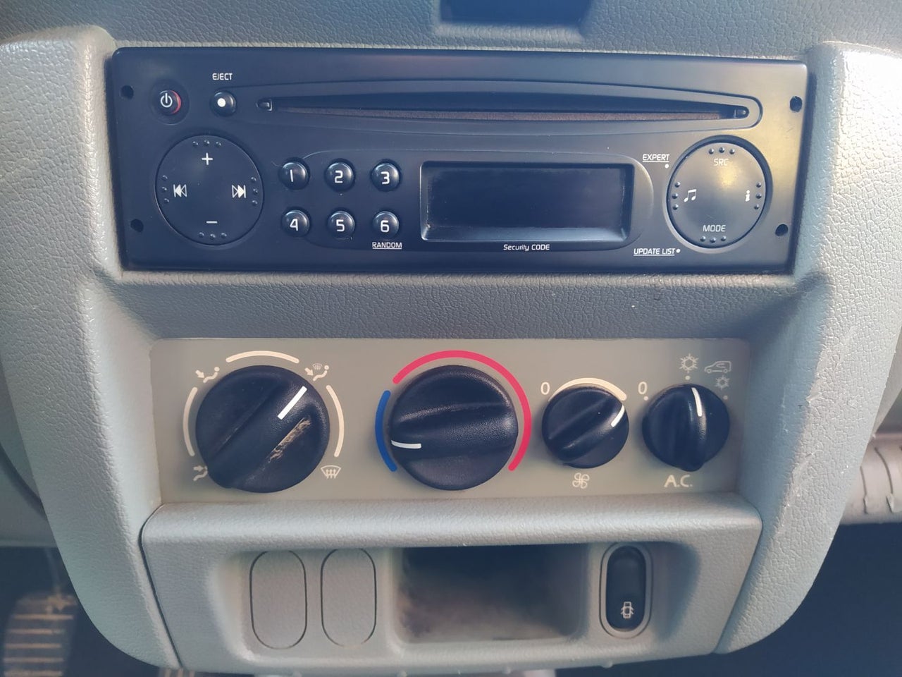 RENAULT Kangoo Combi