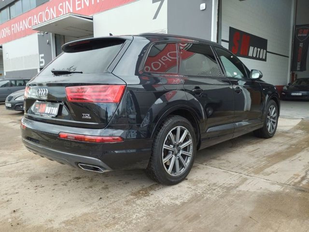 AUDI Q7