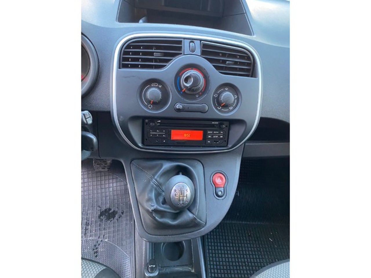 RENAULT Kangoo Furgon