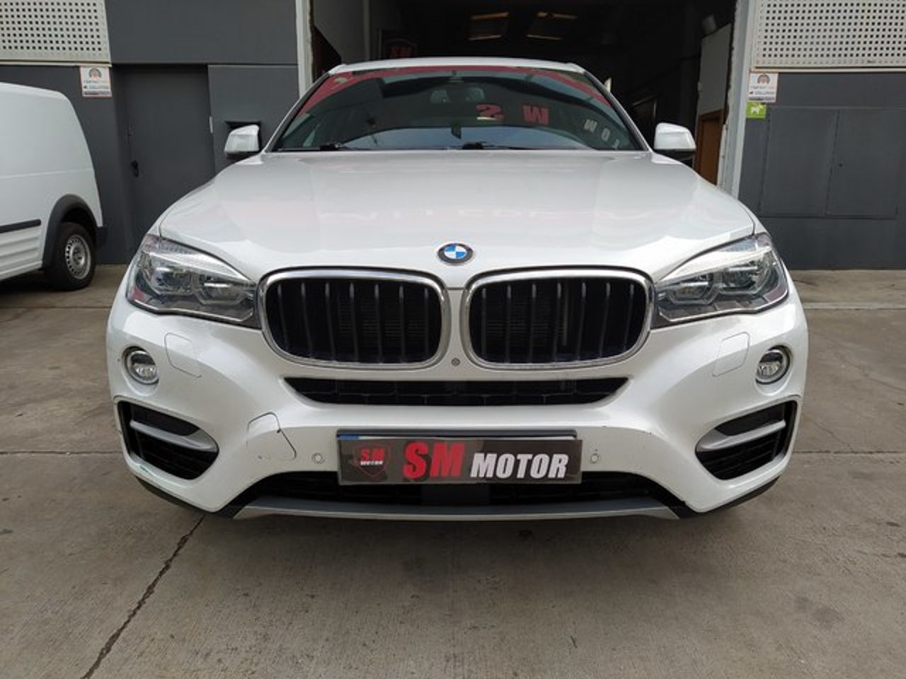 BMW X6