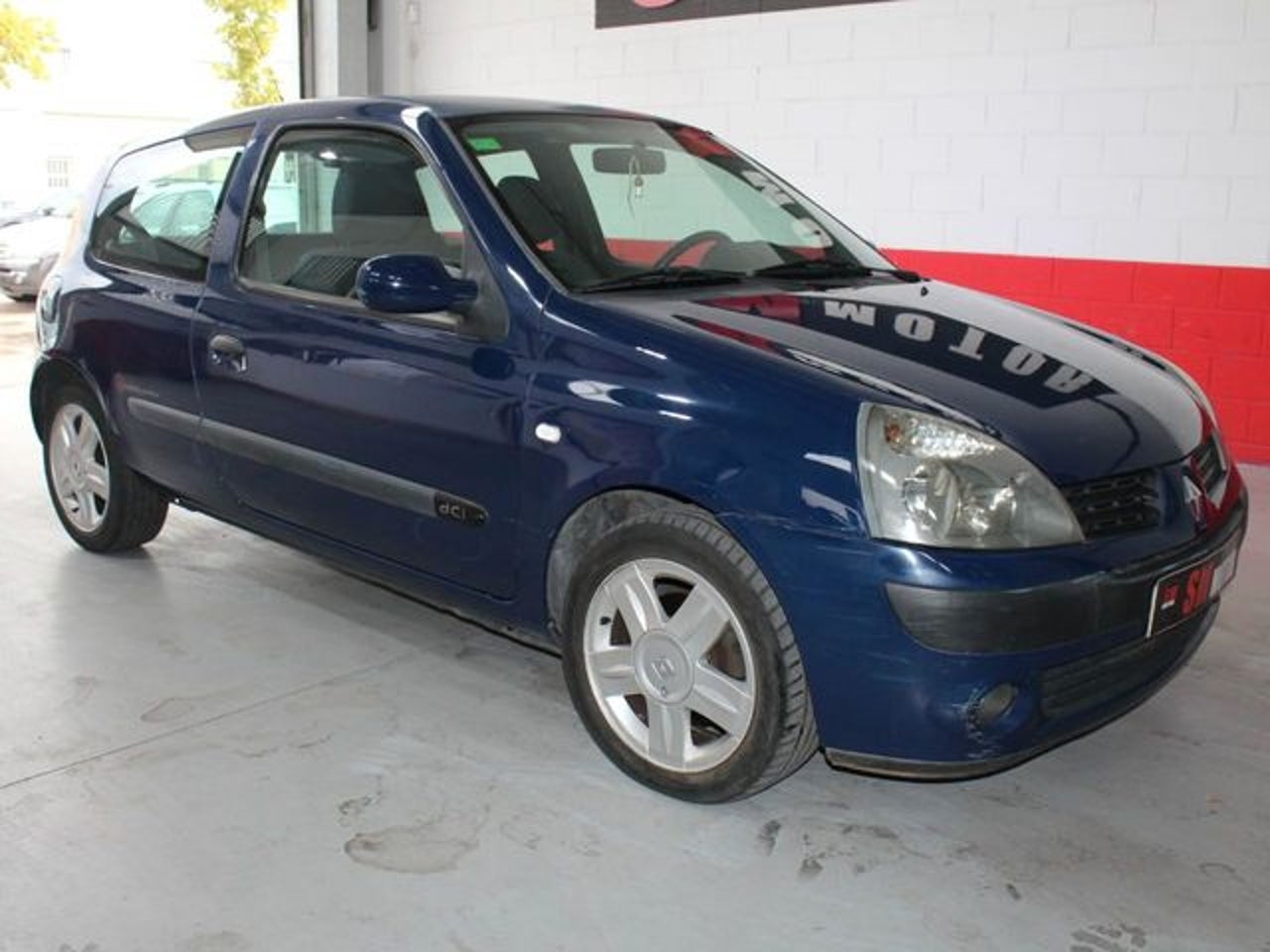 RENAULT Clio