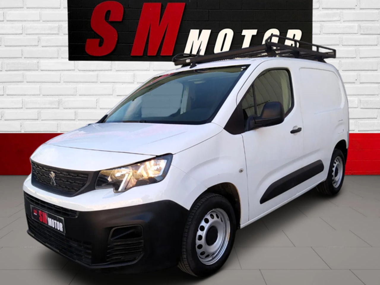 PEUGEOT Partner