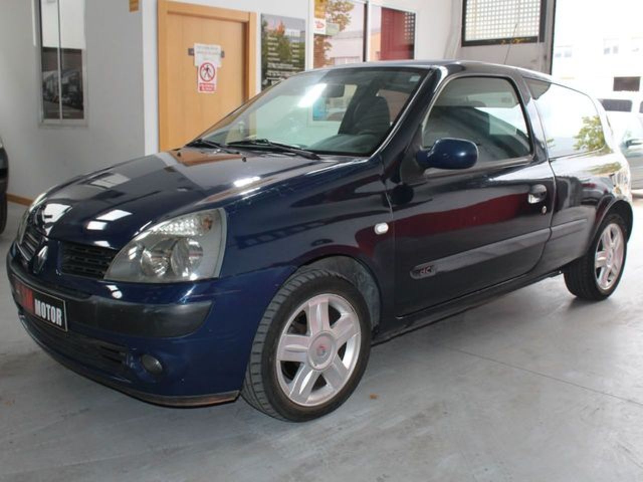 RENAULT Clio