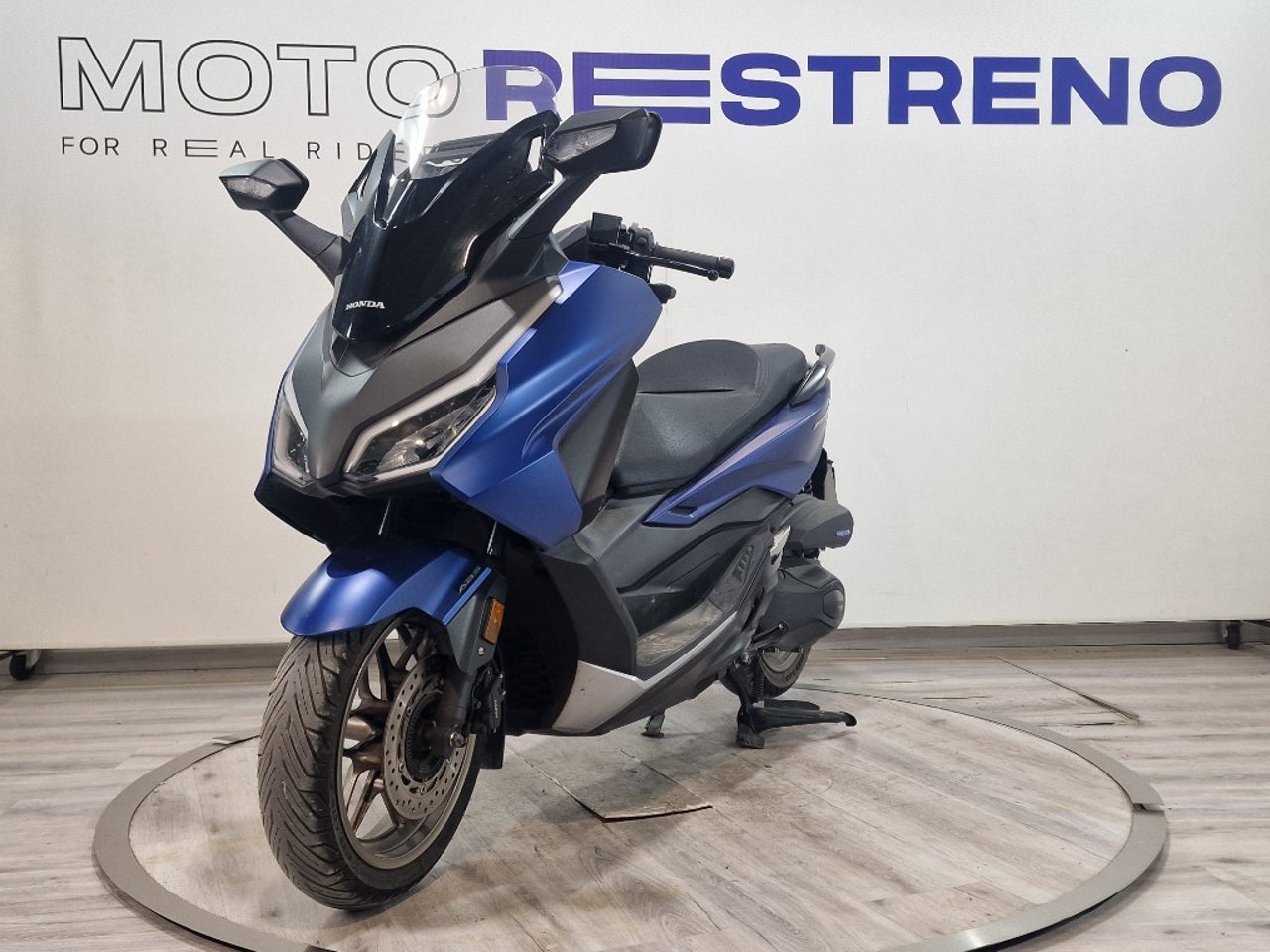 Ver moto HONDA FORZA 350