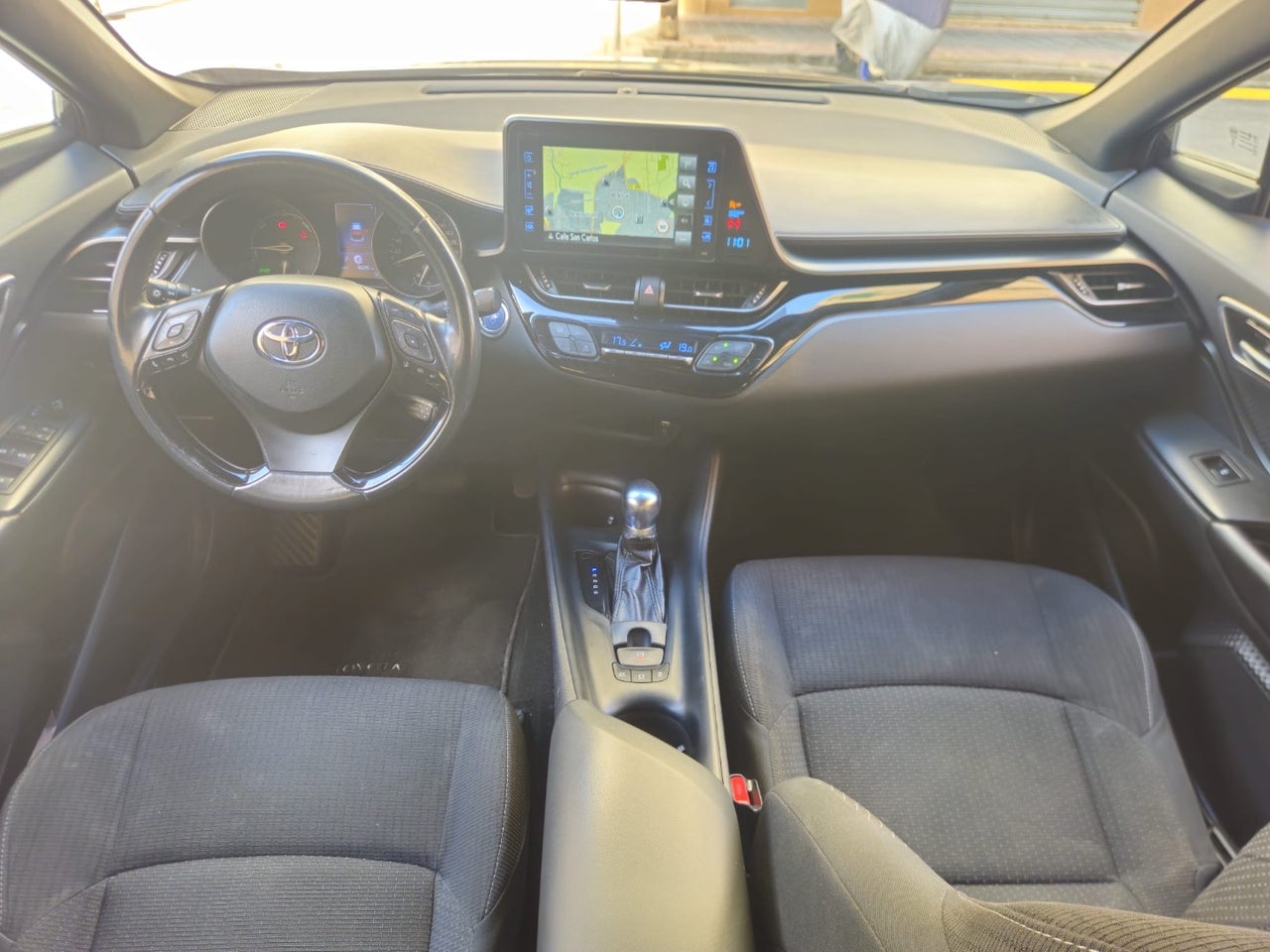 TOYOTA CHR