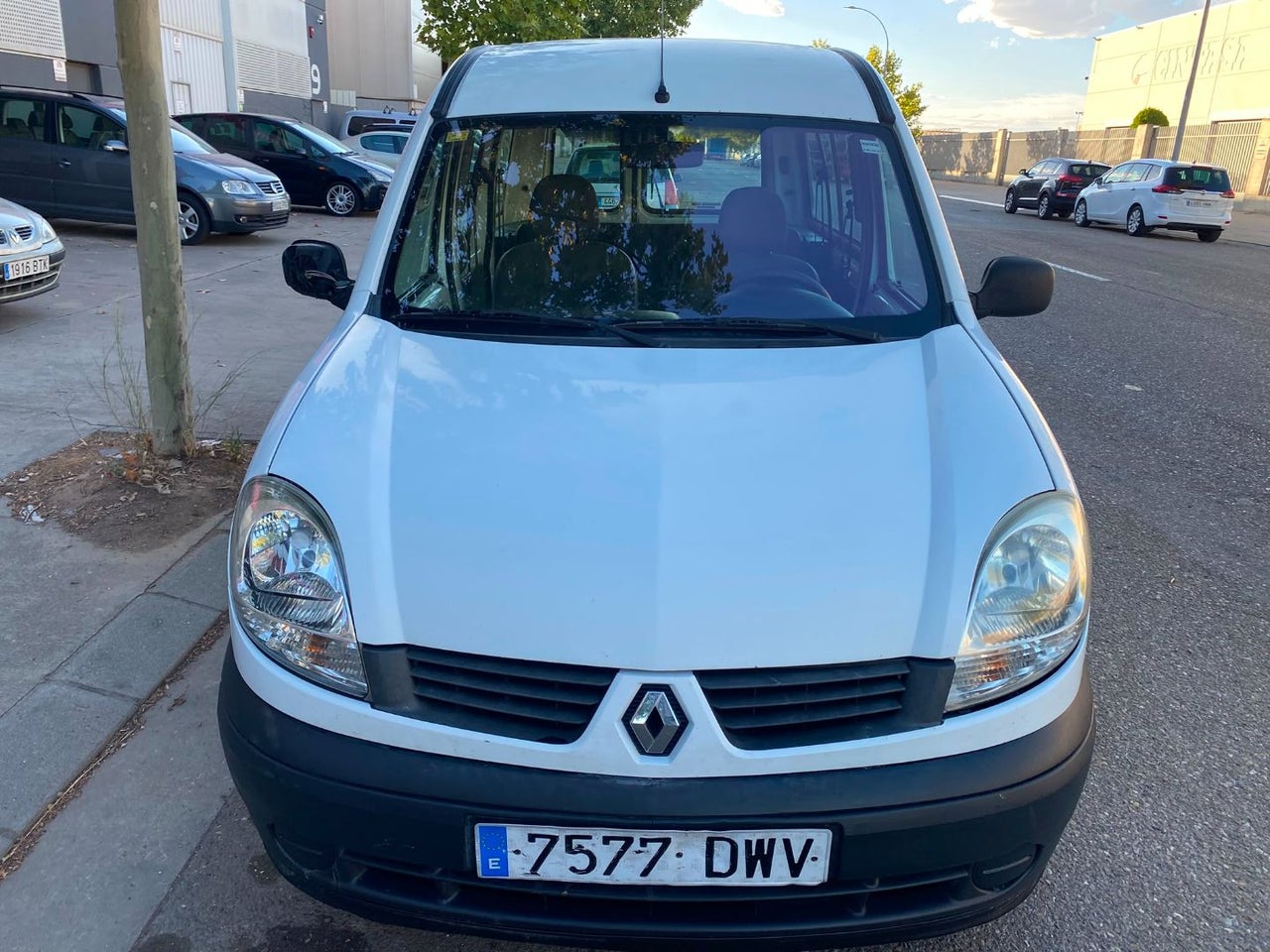 RENAULT Kangoo
