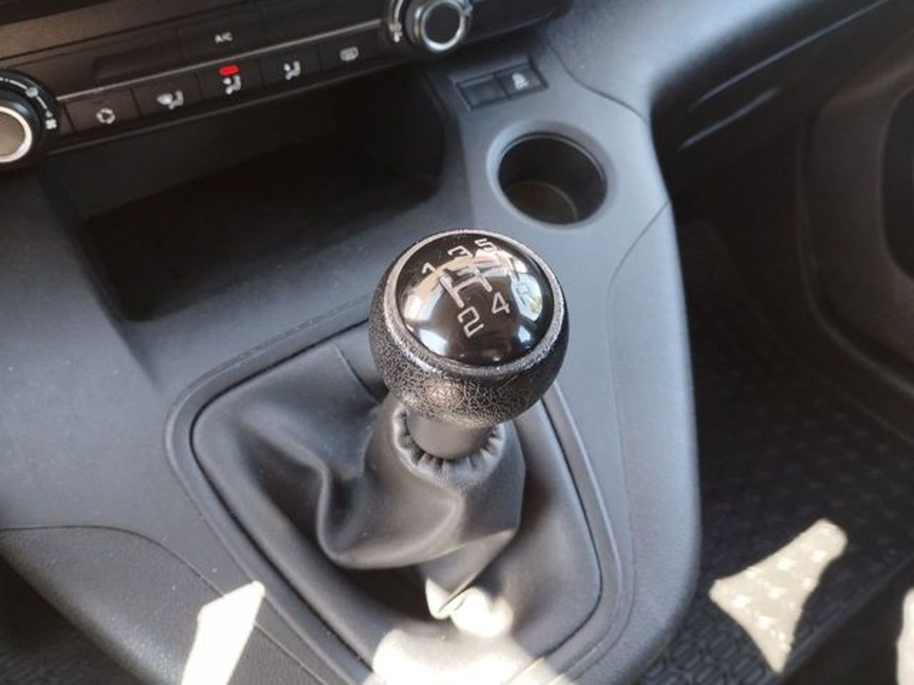 PEUGEOT Rifter