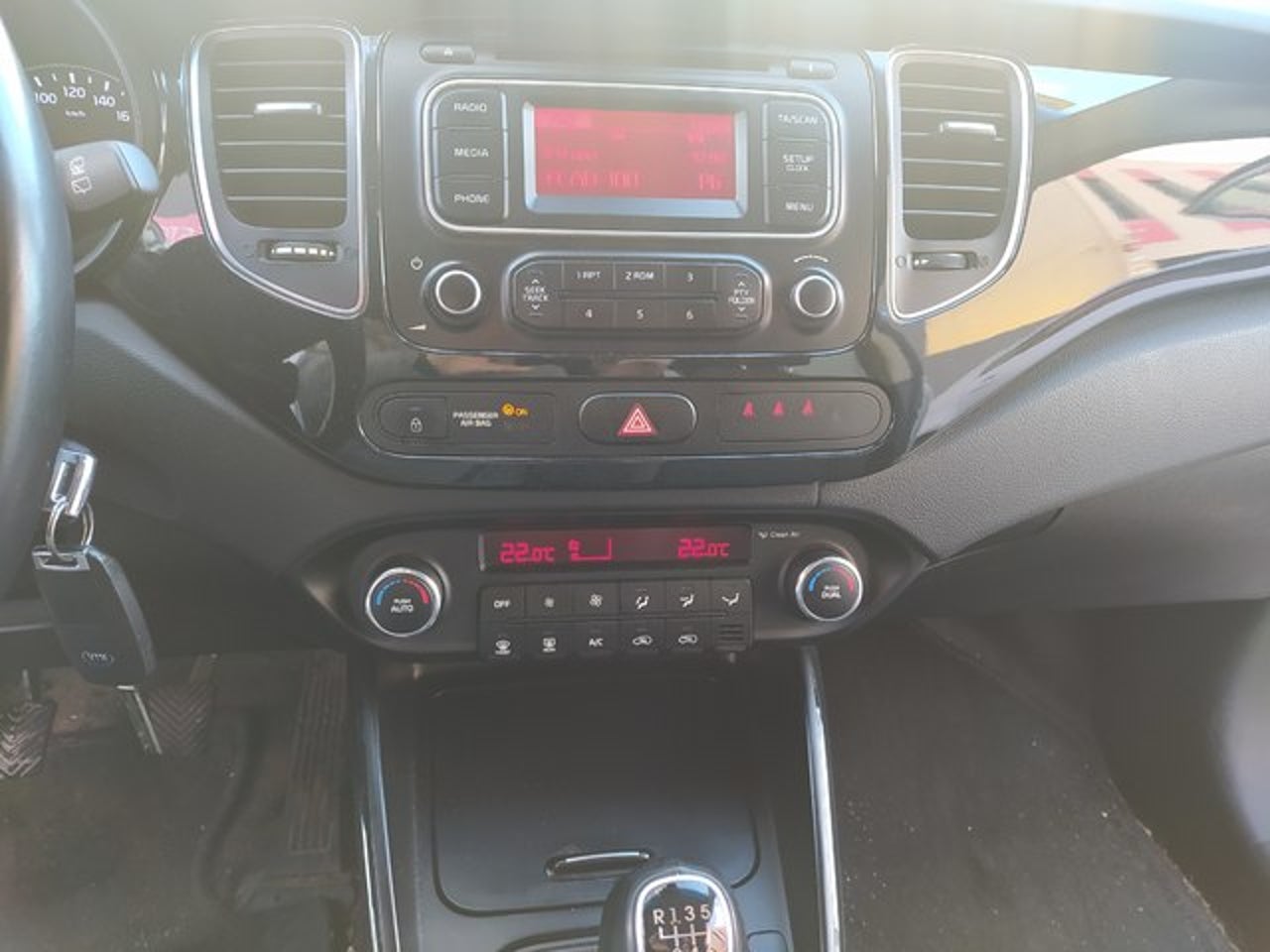 KIA Carens