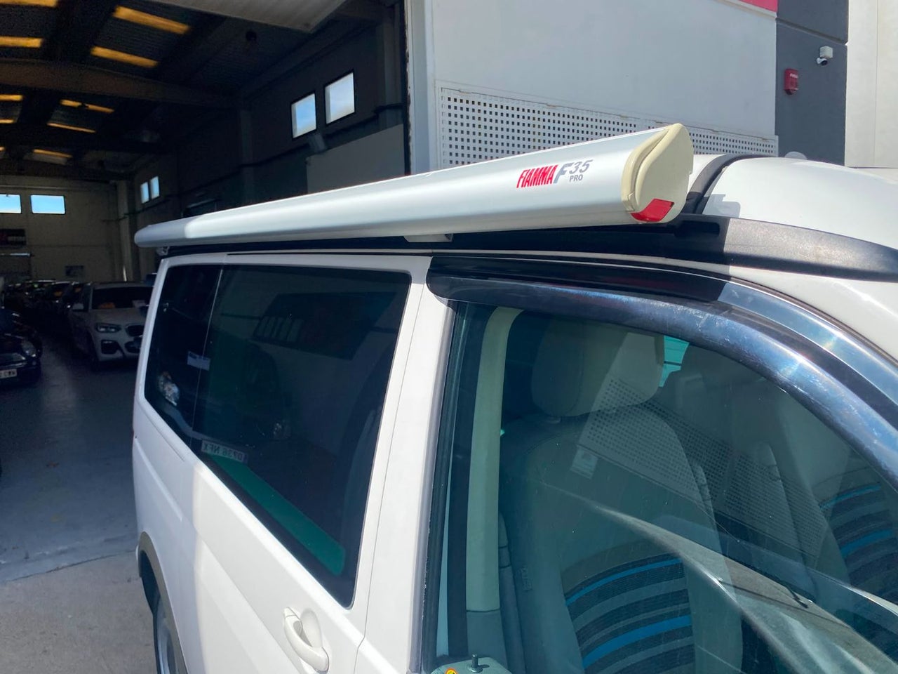 VOLKSWAGEN California