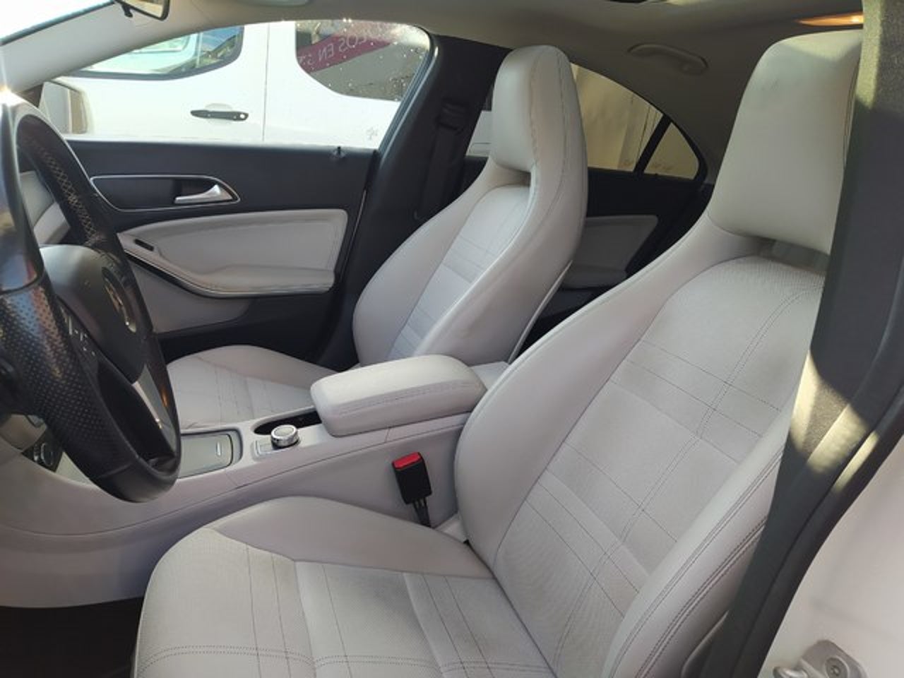 MERCEDES-BENZ Clase CLA