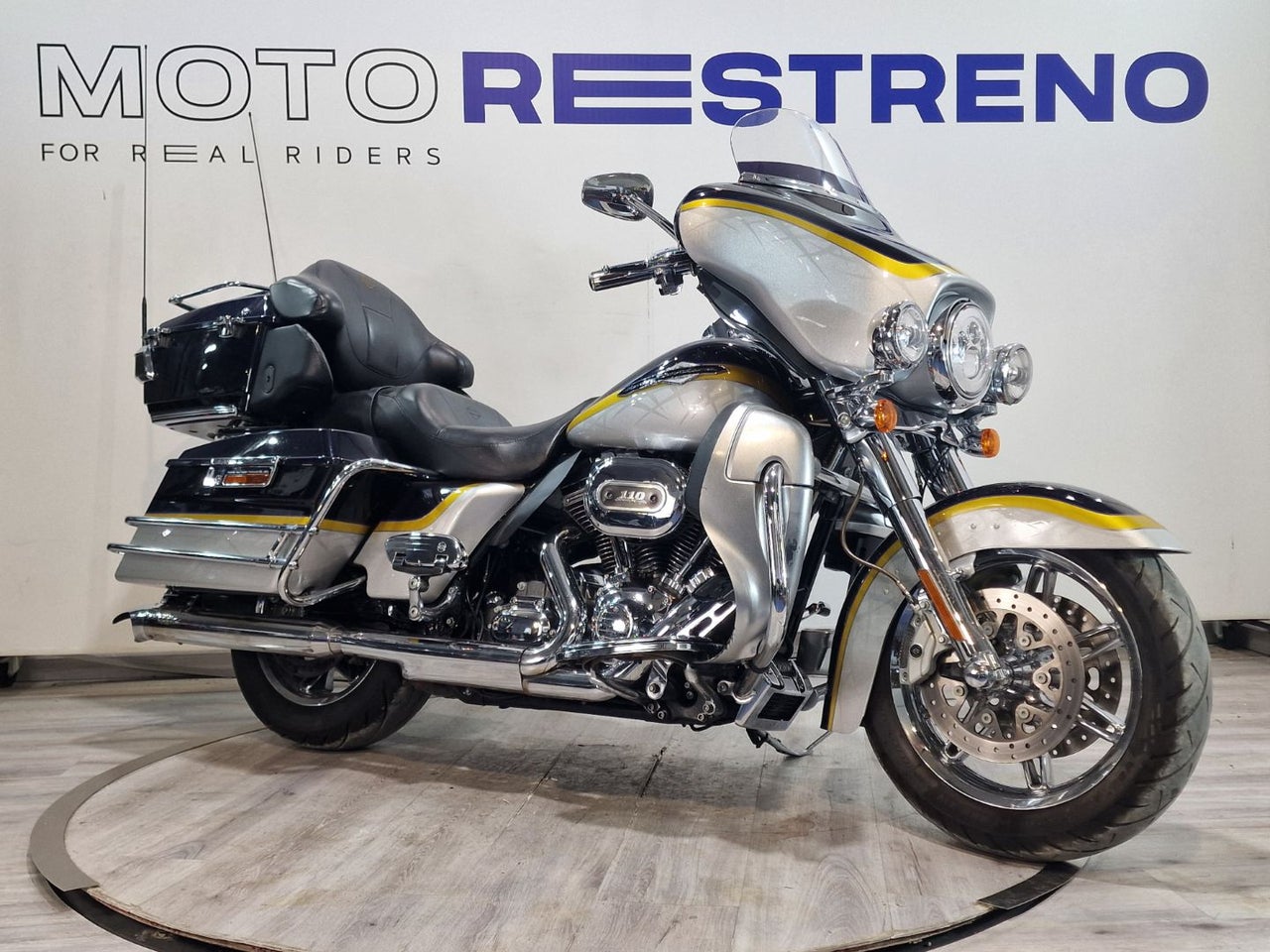 Ver moto HARLEY DAVIDSON TOURING ELECTRA GLIDE ULTRAClassic
