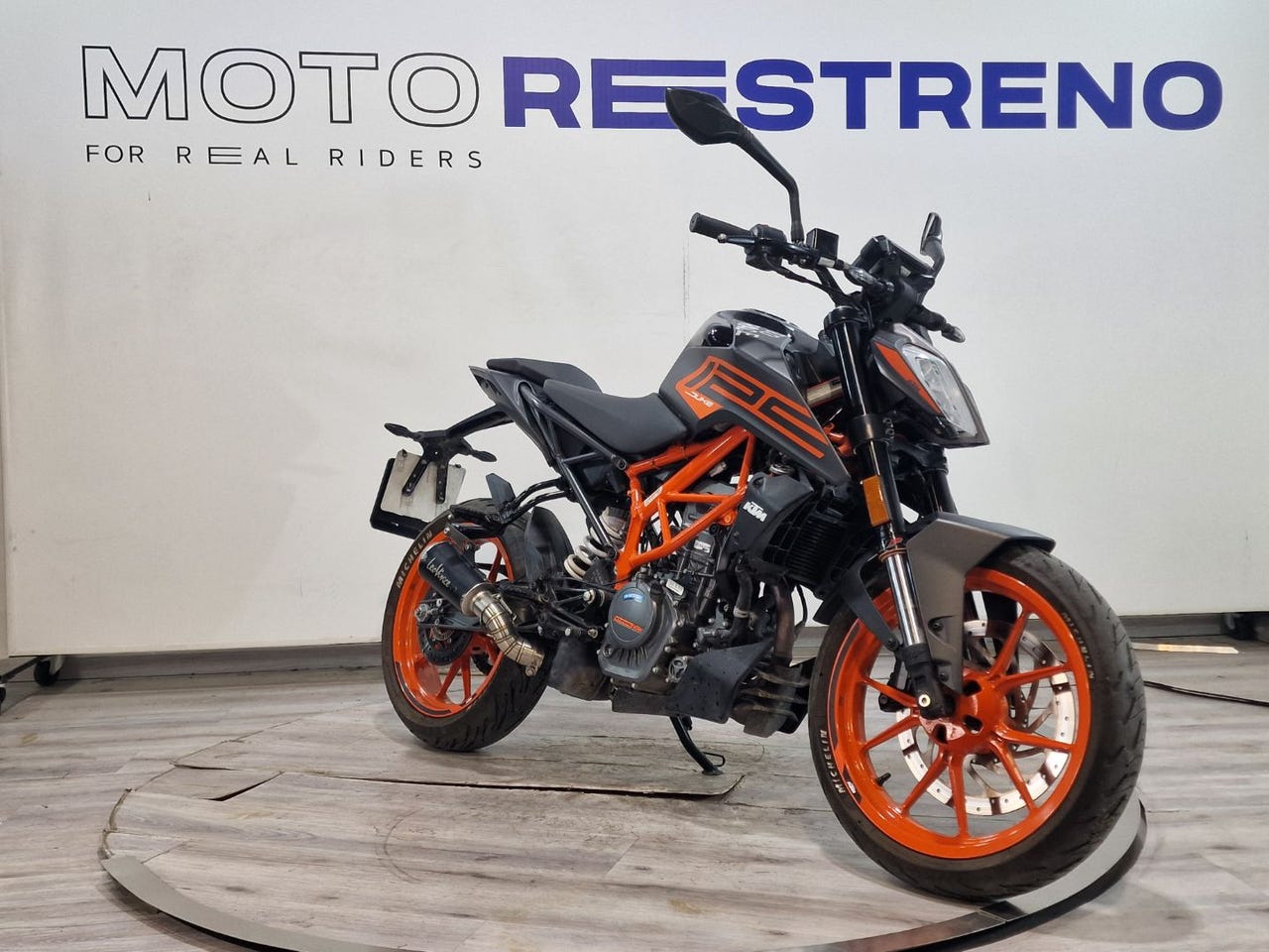 Ver moto KTM 125Duke