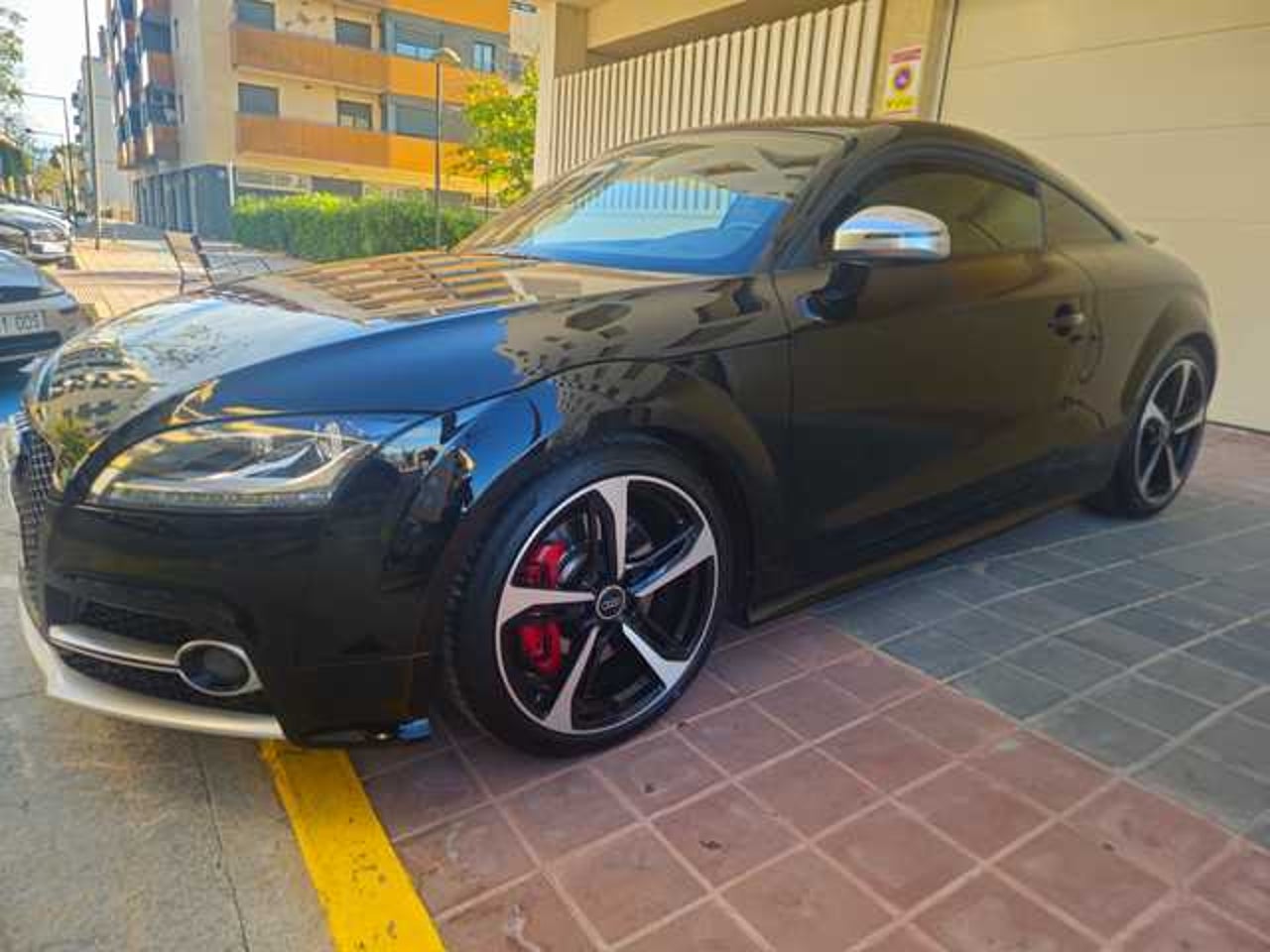 AUDI TT